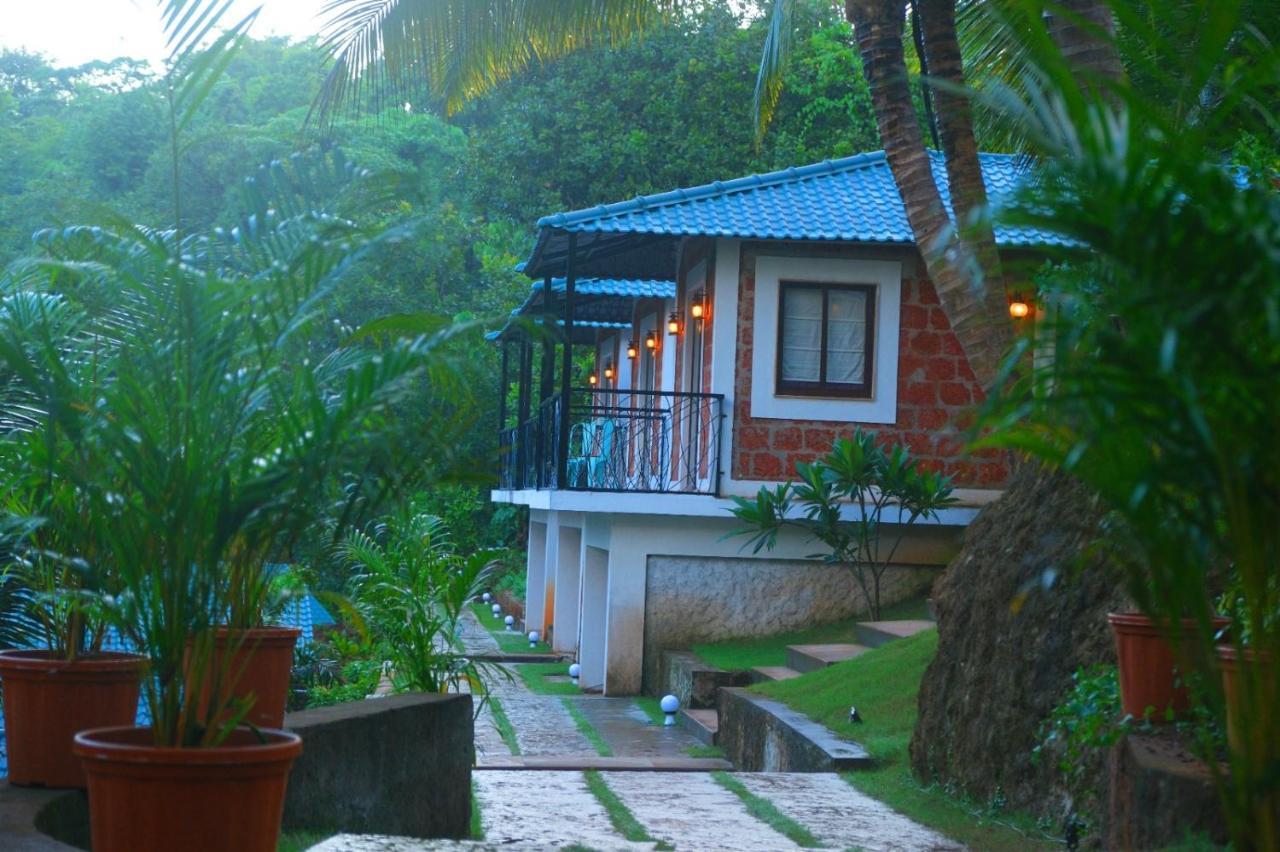 Atmani Waterfront Resort Cola Extérieur photo