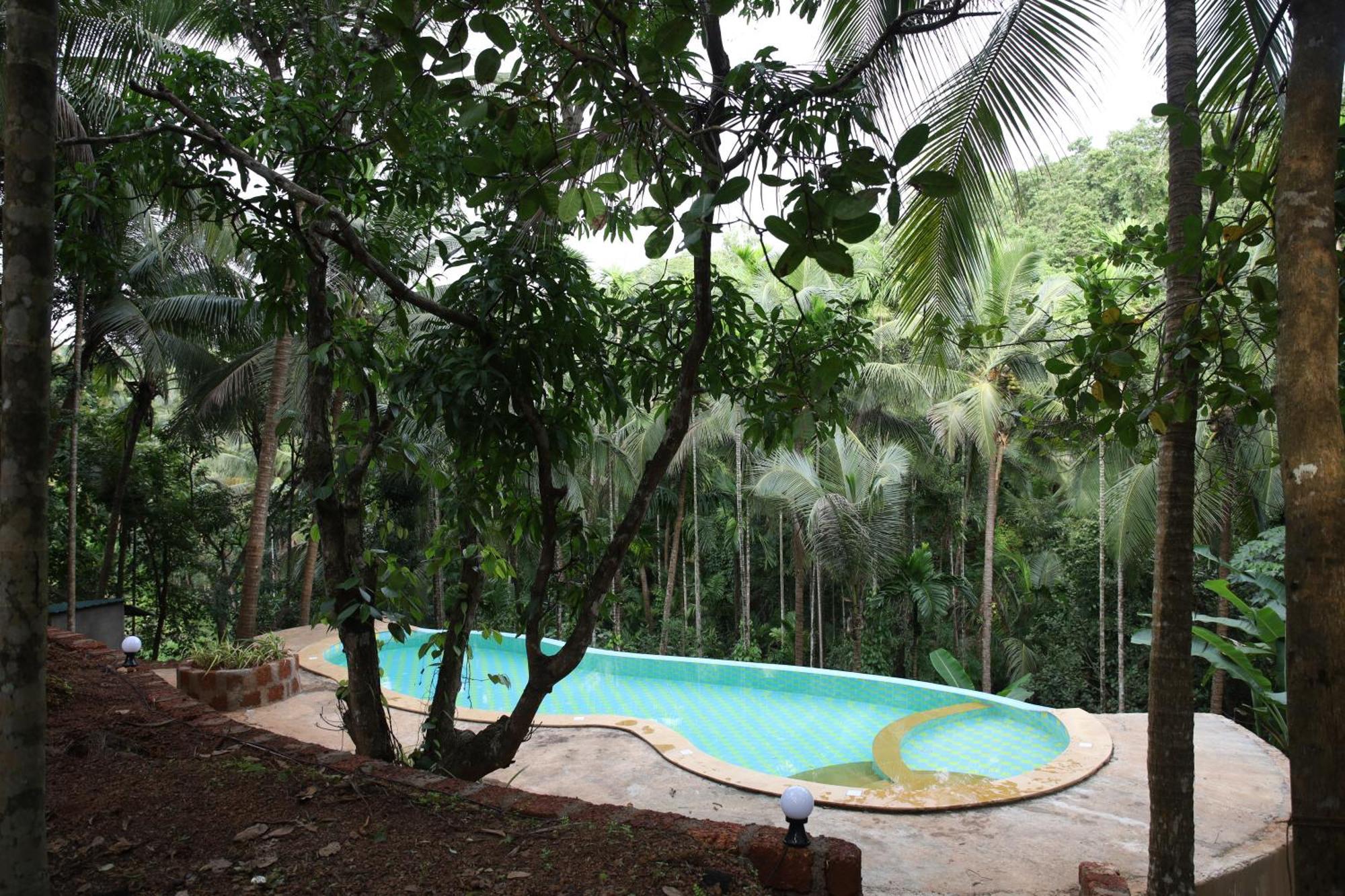 Atmani Waterfront Resort Cola Extérieur photo
